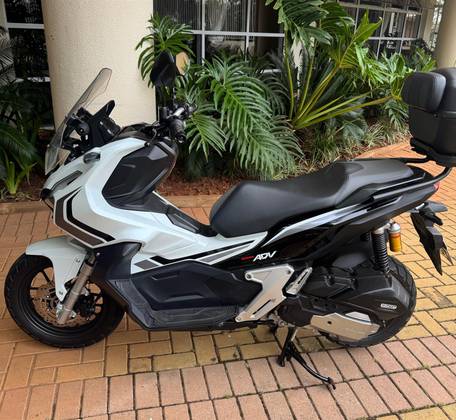 HONDA ADV 